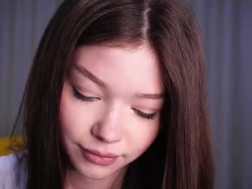 skyeriehm - Live now on Chaturbate