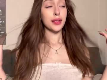 catherenee - Live now on Chaturbate