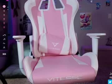 scarlettpython1 - Live now on Chaturbate