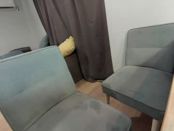 ehotlovea - Live now on Chaturbate