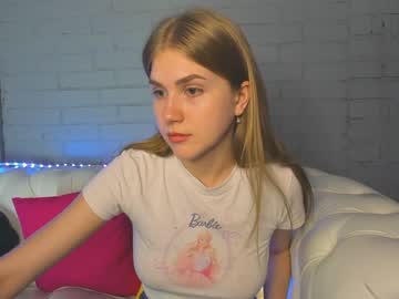 girl Sex Cam Shows with common_room