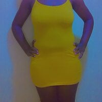 medinahswee - Live now on Stripchat