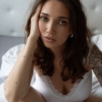 Shiny_Daniela - Live now on Stripchat