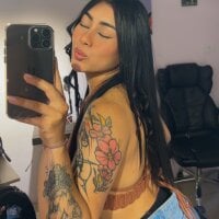 emily_22x - Live now on Stripchat