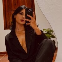 Ale_Lewis - Live now on Stripchat