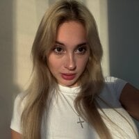 foxy_vivi - Live now on Stripchat