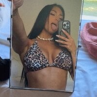 Mina_Babe - Live now on Stripchat