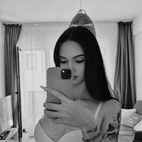 Blueeheart - Live now on Stripchat