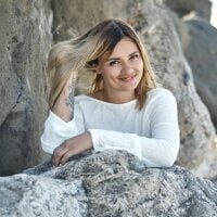 KrissSexi - Live now on Stripchat