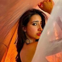 LarisaSmirnov - Live now on Stripchat