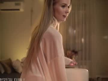 eli_journey - Live now on Chaturbate