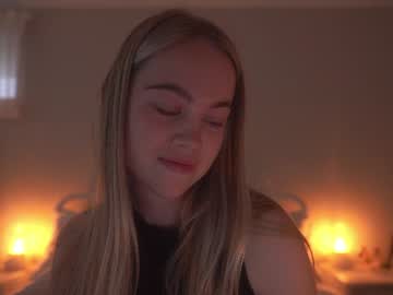 bibi_it_is - Live now on Chaturbate