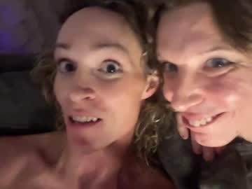 sexxxyzee - Live now on Chaturbate