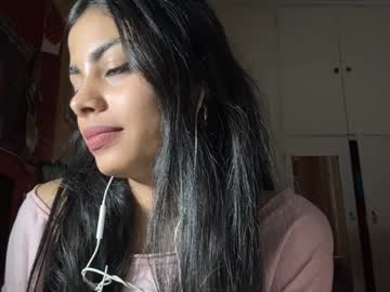 shirleendurrah - Live now on Chaturbate