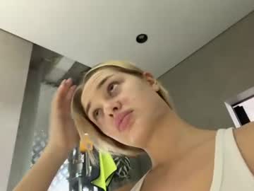 nevadasummey - Live now on Chaturbate