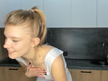 girl Sex Cam Shows with leilagillim