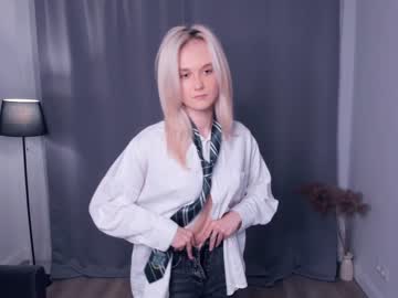 girl Sex Cam Shows with sellar_moon