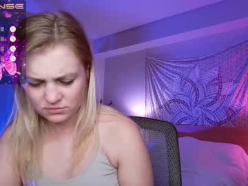 girl Sex Cam Shows with notcutoutforthis