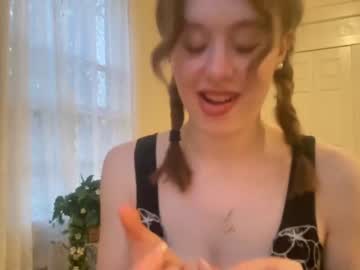 girl Sex Cam Shows with itsmiralou