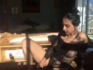 girl Sex Cam Shows with mood_indigo666