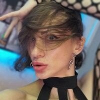 Hardy_Green - Live now on Stripchat