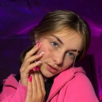 GeralynChiszar - Live now on Stripchat