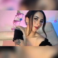Enola_Holmes_ - Live now on Stripchat