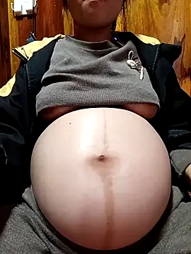 Shiny_68 - Live now on Stripchat