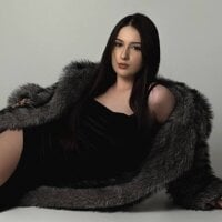 IdaMack - Live now on Stripchat