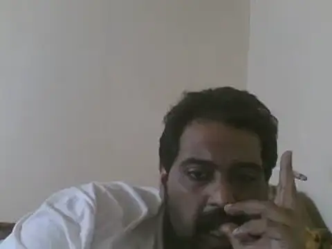 elpoop7305 - Live now on Stripchat