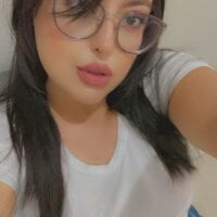 MileyGia - Live now on Stripchat