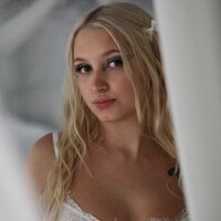 Milkyy_wway - Live now on Stripchat