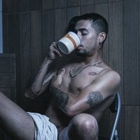 DrakeNeumann - Live now on Stripchat