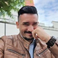 Reiko_85_ - Live now on Stripchat