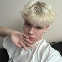 metarion - Live now on Stripchat