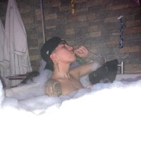 jung_dragon - Live now on Stripchat