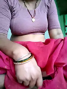 Cutee-Jaan - Live now on Stripchat