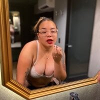 Lindalatina2001 - Live now on Stripchat