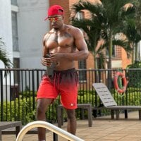 DenzelRios - Live now on Stripchat