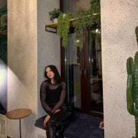 Kseni_a - Live now on Stripchat