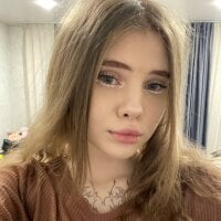 CarolinePepper - Live now on Stripchat