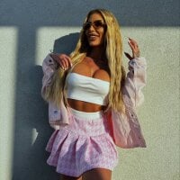 RaquelleVon - Live now on Stripchat