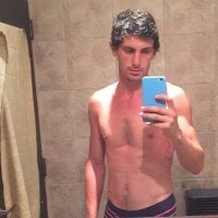 nicolaaaaas - Live now on Stripchat