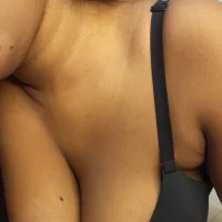 Black_bee8 - Live now on Stripchat