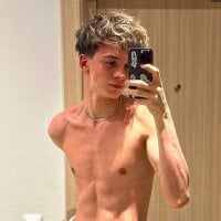 Fandi_777 - Live now on Stripchat