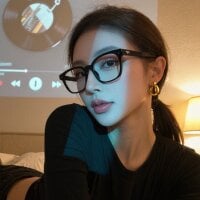 funnygirl0929 - Live now on Stripchat