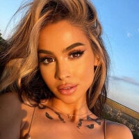 BellaKarma - Live now on Stripchat