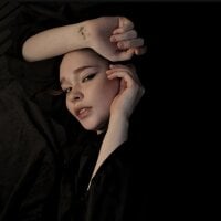 Kellybbface - Live now on Stripchat