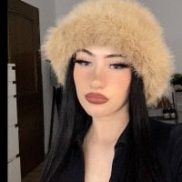 Tijara-im-Pyjama - Live now on Stripchat