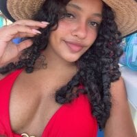 chleo_rosse - Live now on Stripchat